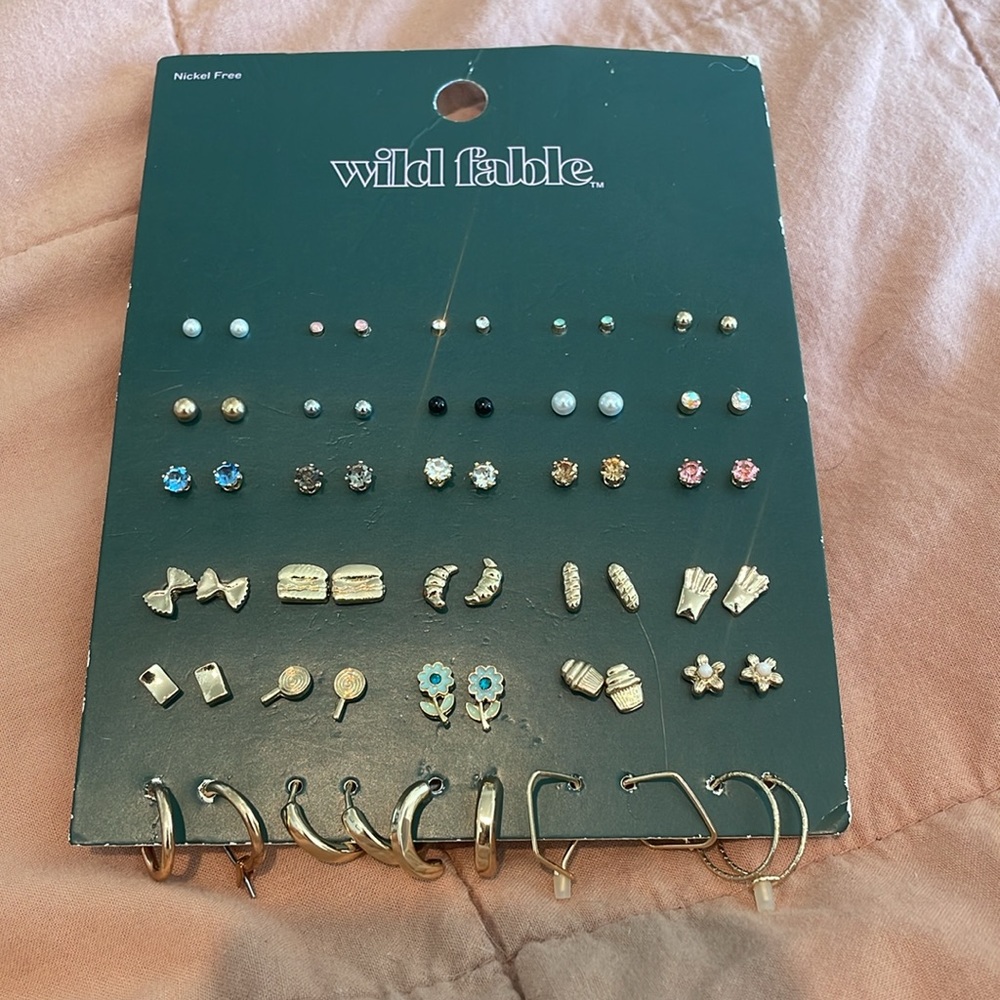 Wild Fable earring card, 30 pairs!!! - Picture 3 of 6